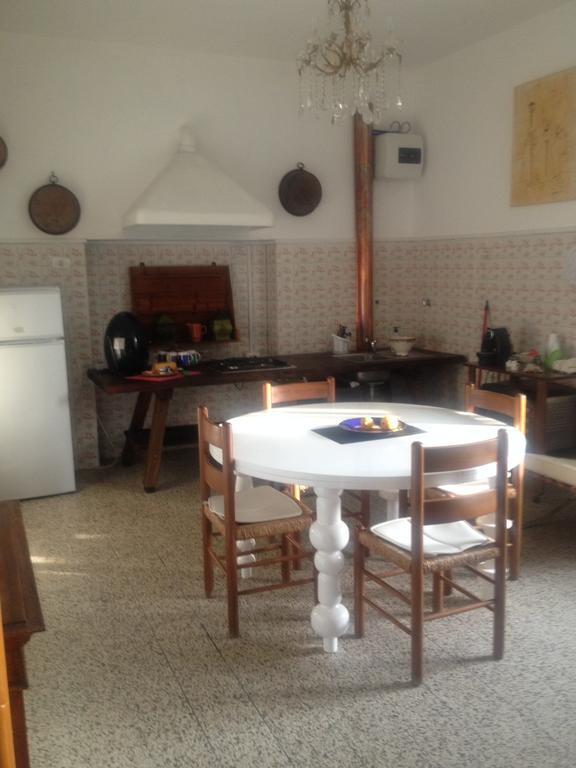 Alloggio Turistico La Stalla Tuscania Cameră foto